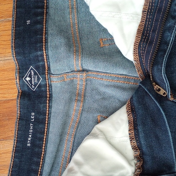 St. John's denim jeans - Picture 2 of 2